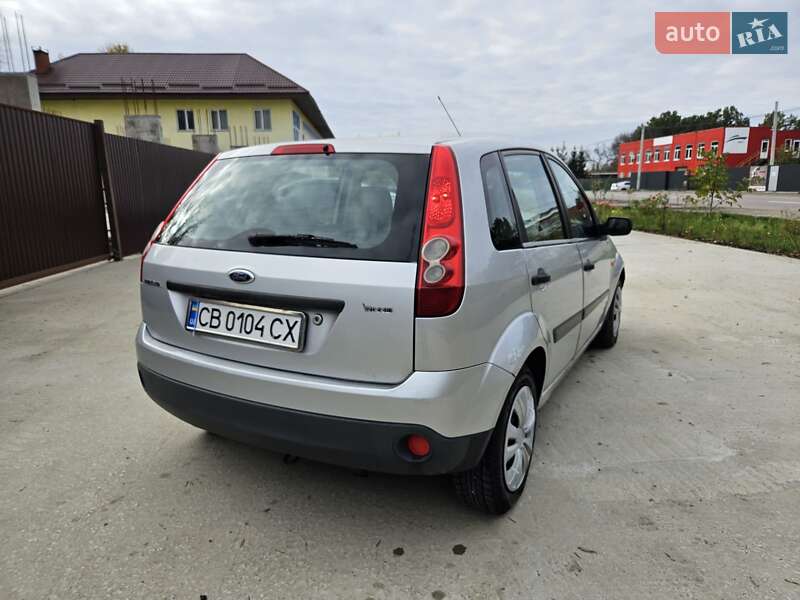 Хетчбек Ford Fiesta 2008 в Обухові