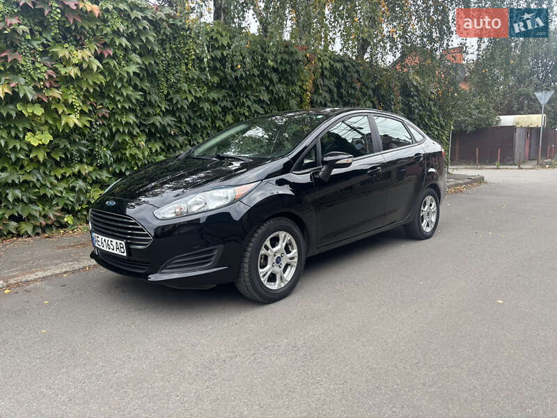 Седан Ford Fiesta 2016 в  фото Седан Ford Fiesta 2016 в