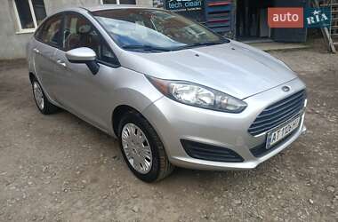Седан Ford Fiesta 2017 в  фото 4 Седан Ford Fiesta 2017 в