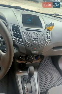 Седан Ford Fiesta 2017 в  фото 21 Седан Ford Fiesta 2017 в
