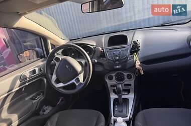 Седан Ford Fiesta 2015 в Киеве