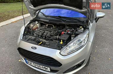 Хетчбек Ford Fiesta 2017 в 