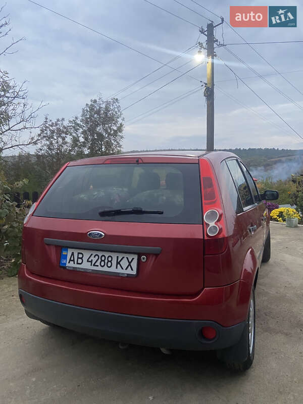 Хэтчбек Ford Fiesta 2007 в Виннице