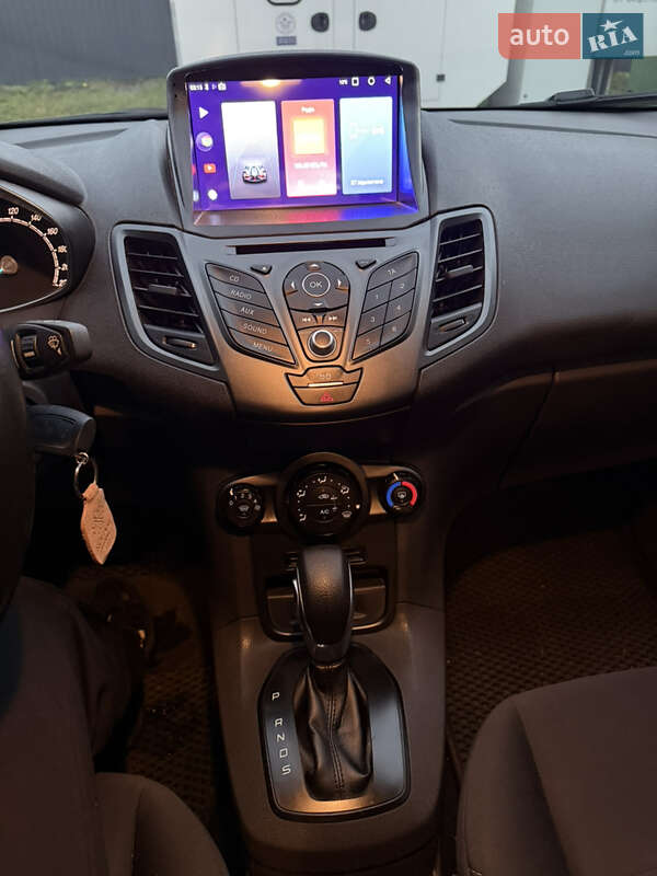 Хэтчбек Ford Fiesta 2016 в Киеве фото 13 Хэтчбек Ford Fiesta 2016 в Киеве