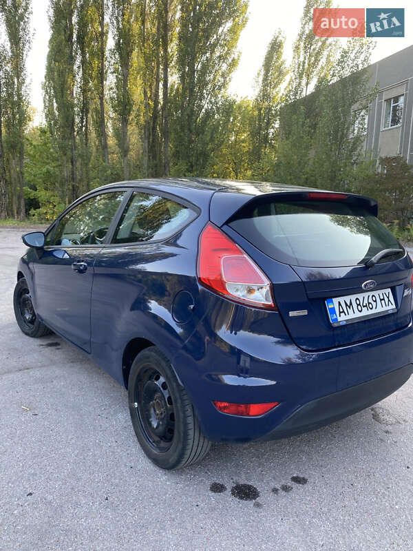 Хетчбек Ford Fiesta 2013 в Житомирі фото 5 Хетчбек Ford Fiesta 2013 в Житомирі