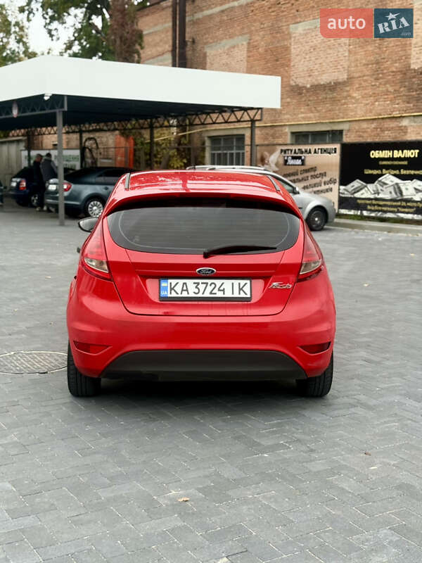 Хетчбек Ford Fiesta 2012 в Лубнах фото 3 Хетчбек Ford Fiesta 2012 в Лубнах