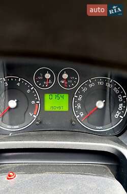 Хетчбек Ford Fiesta 2007 в  фото 3 Хетчбек Ford Fiesta 2007 в