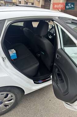 Хэтчбек Ford Fiesta 2014 в Одессе