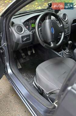 Хэтчбек Ford Fiesta 2008 в 