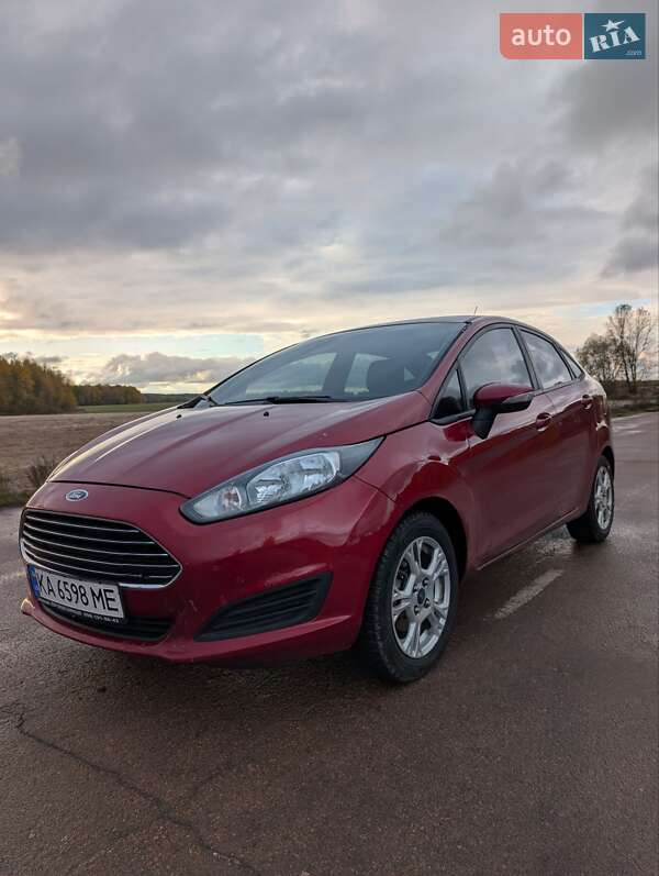 Седан Ford Fiesta 2014 в Нежине фото 4 Седан Ford Fiesta 2014 в Нежине