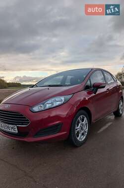 Седан Ford Fiesta 2014 в 