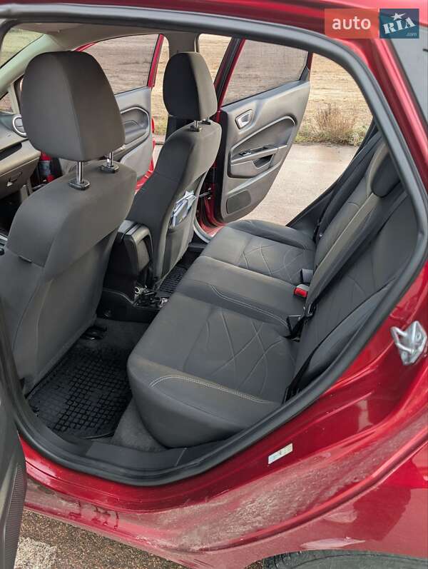 Седан Ford Fiesta 2014 в Нежине фото 14 Седан Ford Fiesta 2014 в Нежине