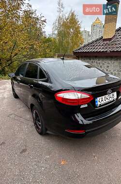 Седан Ford Fiesta 2019 в 