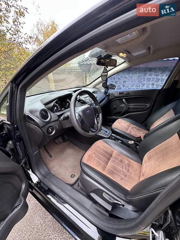 Седан Ford Fiesta 2019 в Киеве