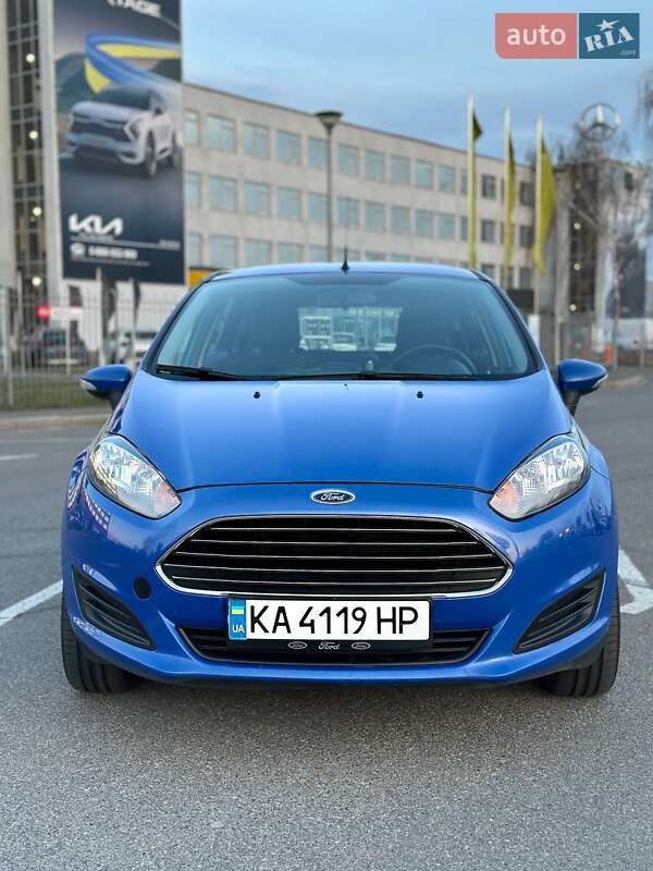Хэтчбек Ford Fiesta 2013 в Киеве