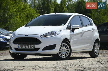 Хэтчбек Ford Fiesta 2017 в 