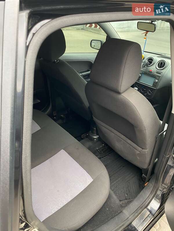 Хэтчбек Ford Fiesta 2007 в Обухове фото 9 Хэтчбек Ford Fiesta 2007 в Обухове