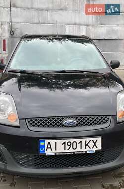 Хетчбек Ford Fiesta 2007 в Обухові