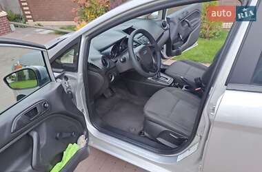 Седан Ford Fiesta 2017 в 