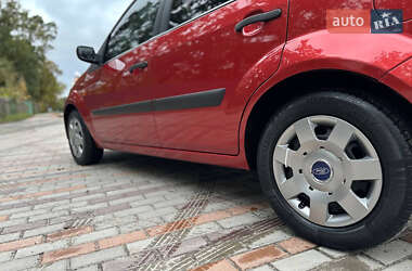 Хэтчбек Ford Fiesta 2008 в 