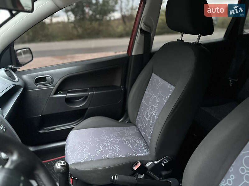 Хетчбек Ford Fiesta 2008 в Білій Церкві