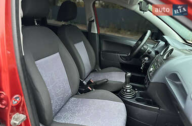 Хэтчбек Ford Fiesta 2008 в 