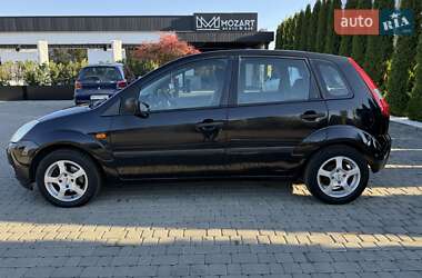 Хэтчбек Ford Fiesta 2002 в  фото 8 Хэтчбек Ford Fiesta 2002 в