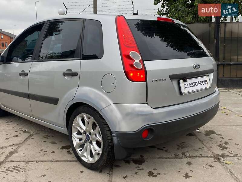 Хетчбек Ford Fiesta 2006 в Києві фото 8 Хетчбек Ford Fiesta 2006 в Києві
