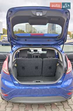 Хэтчбек Ford Fiesta 2014 в 