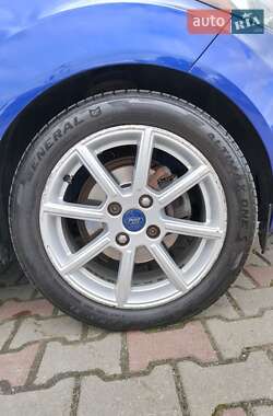 Хэтчбек Ford Fiesta 2014 в 