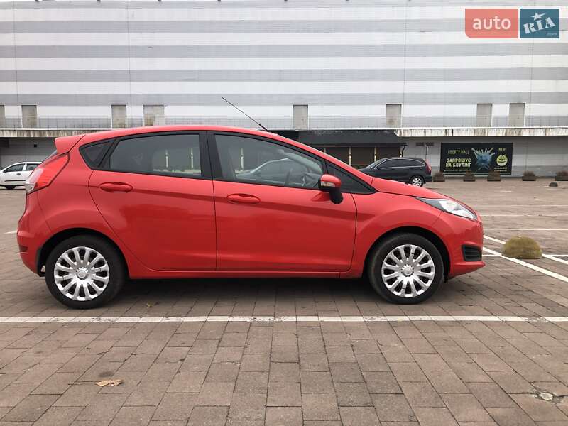 Хетчбек Ford Fiesta 2017 в Житомирі