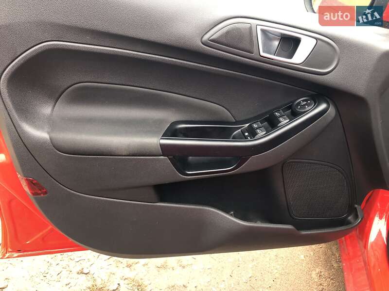 Хетчбек Ford Fiesta 2017 в Житомирі