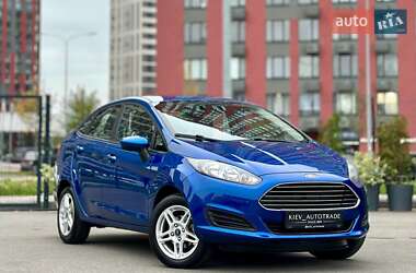 Седан Ford Fiesta 2018 в Киеве