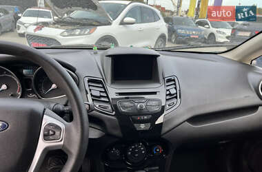 Хетчбек Ford Fiesta 2017 в  фото 23 Хетчбек Ford Fiesta 2017 в