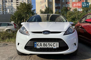 Хэтчбек Ford Fiesta 2011 в Ирпене