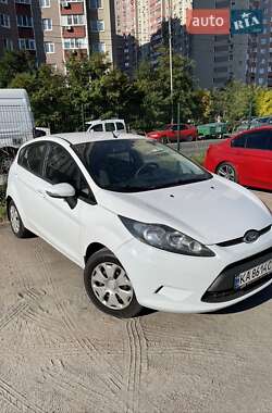 Хетчбек Ford Fiesta 2011 в  фото 9 Хетчбек Ford Fiesta 2011 в