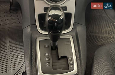 Хетчбек Ford Fiesta 2011 в  фото 22 Хетчбек Ford Fiesta 2011 в
