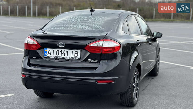 Седан Ford Fiesta 2016 в Виннице