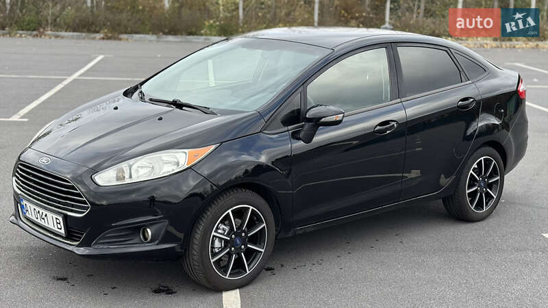 Седан Ford Fiesta 2016 в Виннице