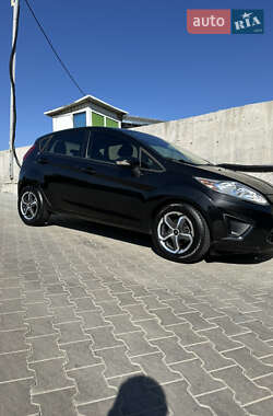 Хэтчбек Ford Fiesta 2012 в Виннице Хэтчбек Ford Fiesta 2012 в Виннице