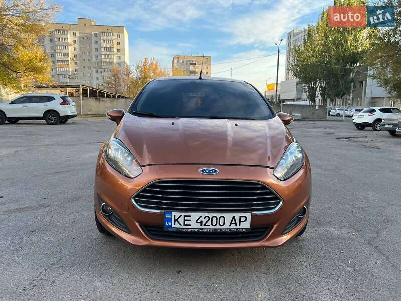 Хетчбек Ford Fiesta 2015 в Дніпрі фото 2 Хетчбек Ford Fiesta 2015 в Дніпрі