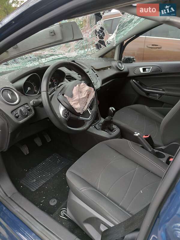 Хетчбек Ford Fiesta 2016 в Запоріжжі