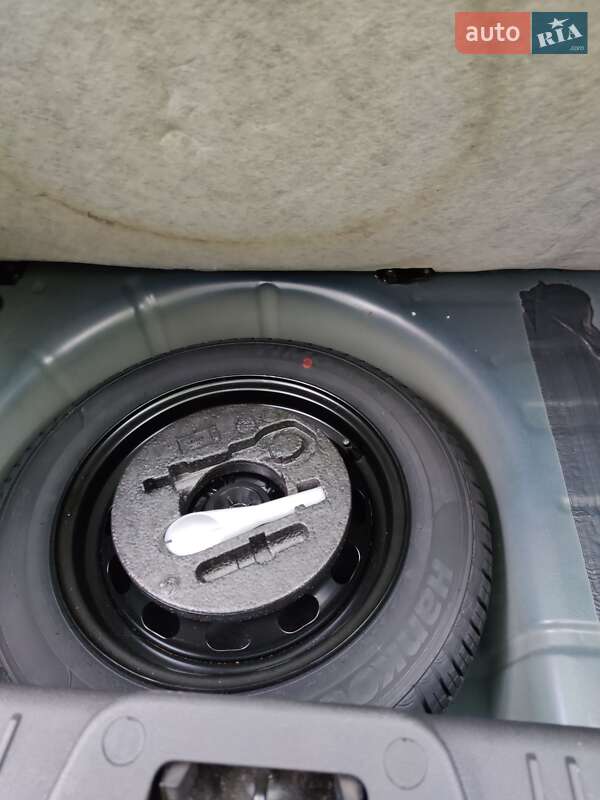 Хетчбек Ford Fiesta 2016 в Запоріжжі