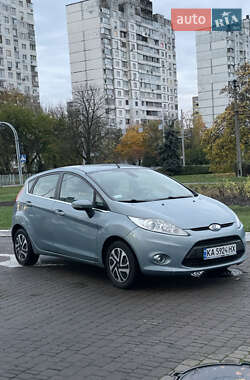 Хэтчбек Ford Fiesta 2009 в 