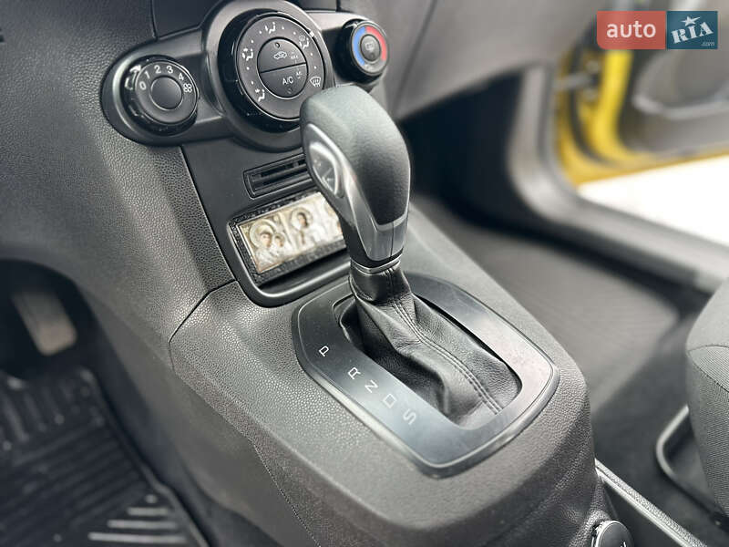 Хетчбек Ford Fiesta 2015 в Вінниці фото 41 Хетчбек Ford Fiesta 2015 в Вінниці
