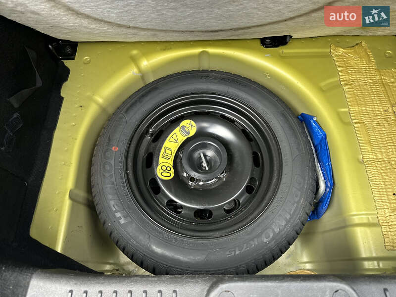 Хетчбек Ford Fiesta 2015 в Вінниці фото 46 Хетчбек Ford Fiesta 2015 в Вінниці