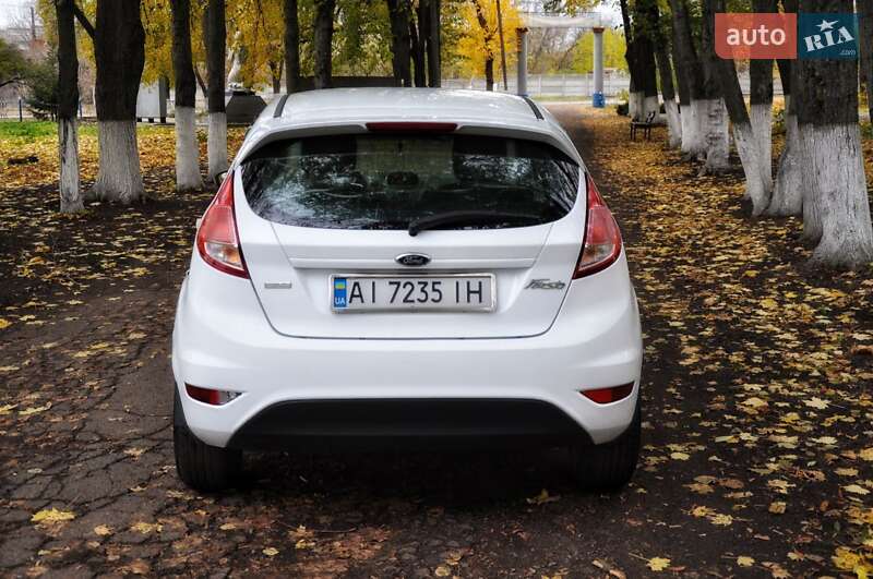 Хэтчбек Ford Fiesta 2013 в Полтаве фото 4 Хэтчбек Ford Fiesta 2013 в Полтаве