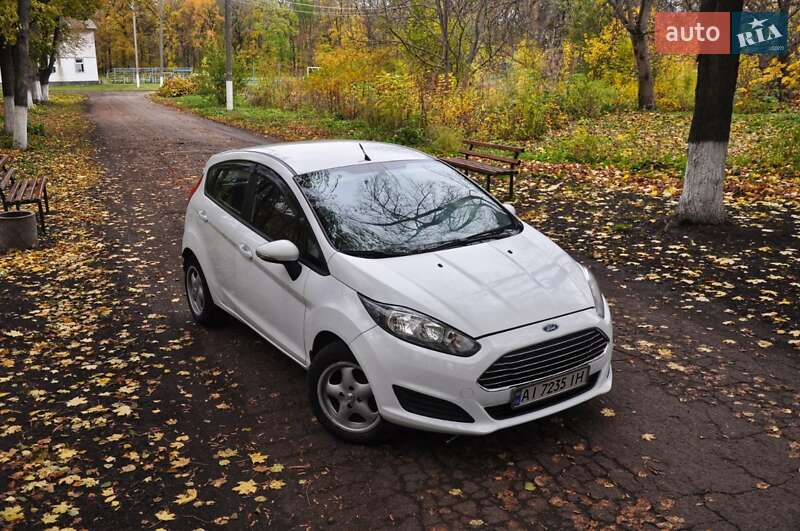 Хэтчбек Ford Fiesta 2013 в Полтаве фото 9 Хэтчбек Ford Fiesta 2013 в Полтаве