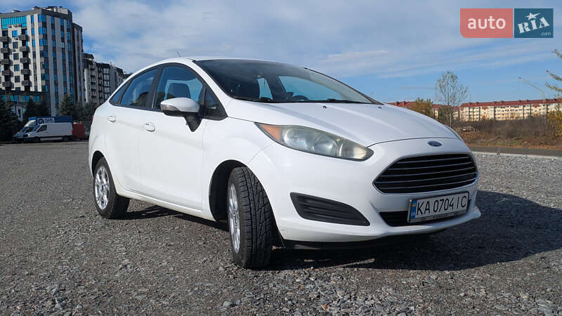 Седан Ford Fiesta 2015 в Києві фото 2 Седан Ford Fiesta 2015 в Києві