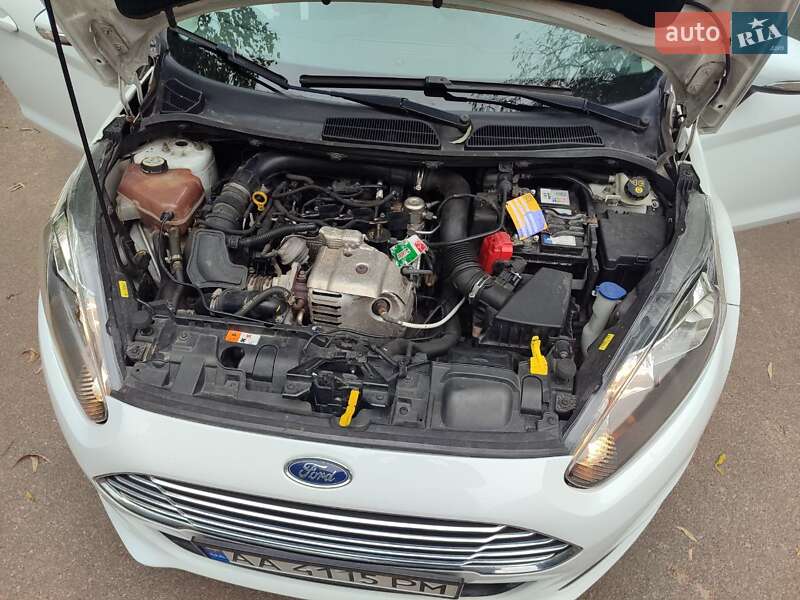 Хетчбек Ford Fiesta 2013 в Києві фото 17 Хетчбек Ford Fiesta 2013 в Києві